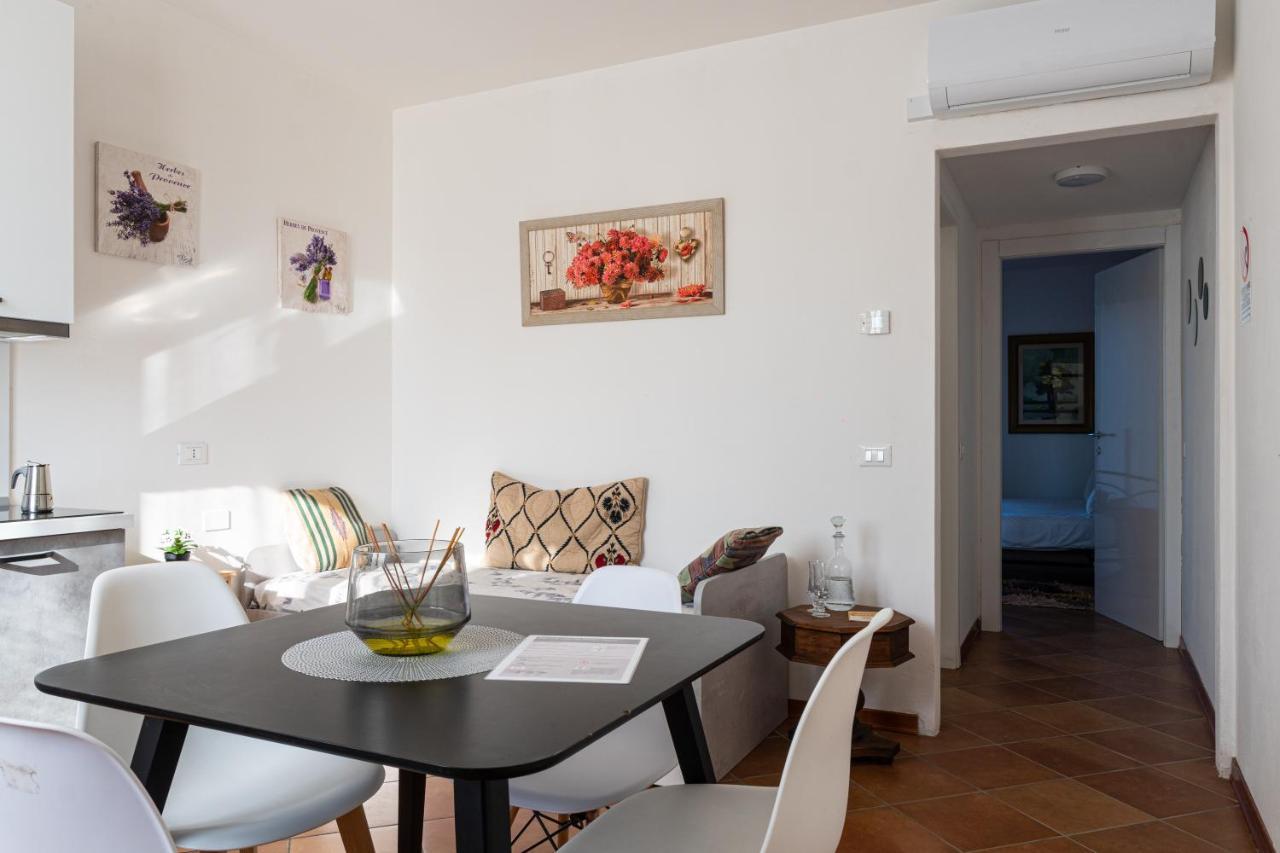 Gold Oasi - Business Solution Aparthotel Ferrara Luaran gambar