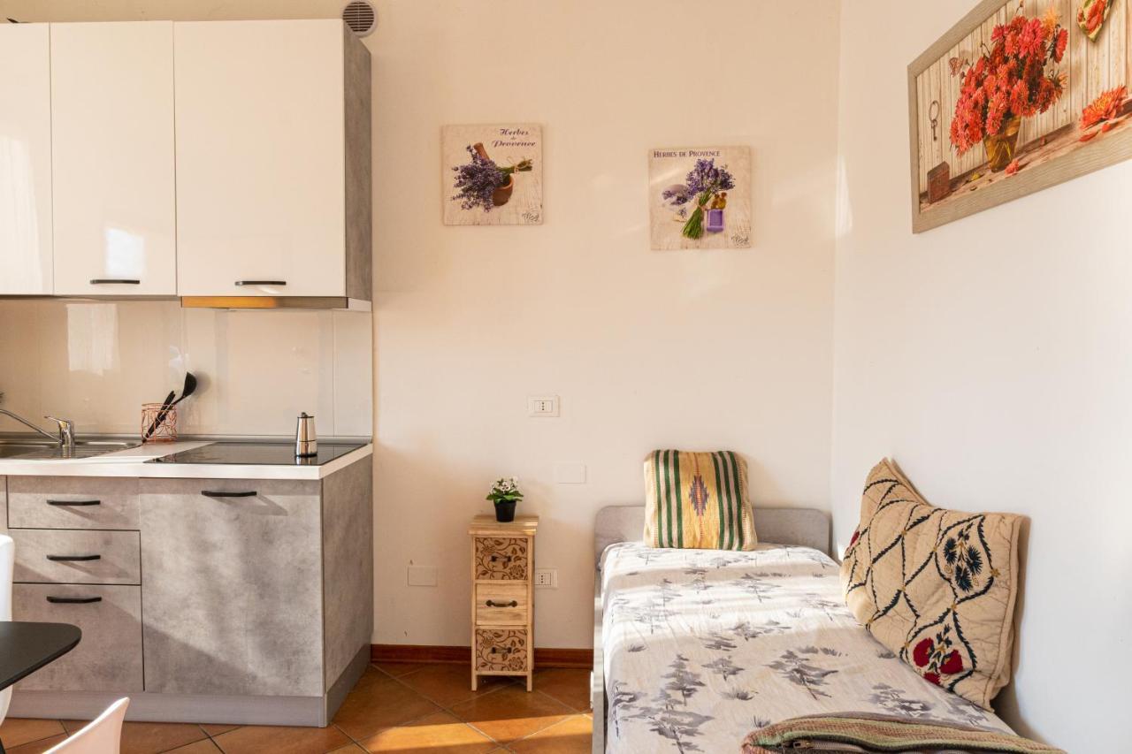 Gold Oasi - Business Solution Aparthotel Ferrara Luaran gambar